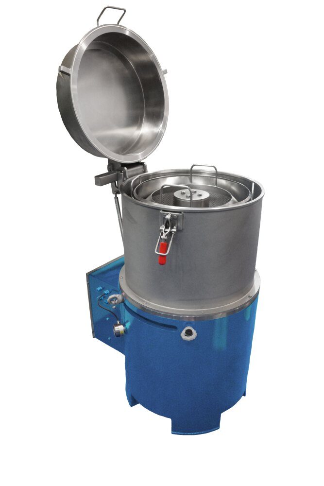 HEINKEL-Coating-centrifuge-open-scaled (1)