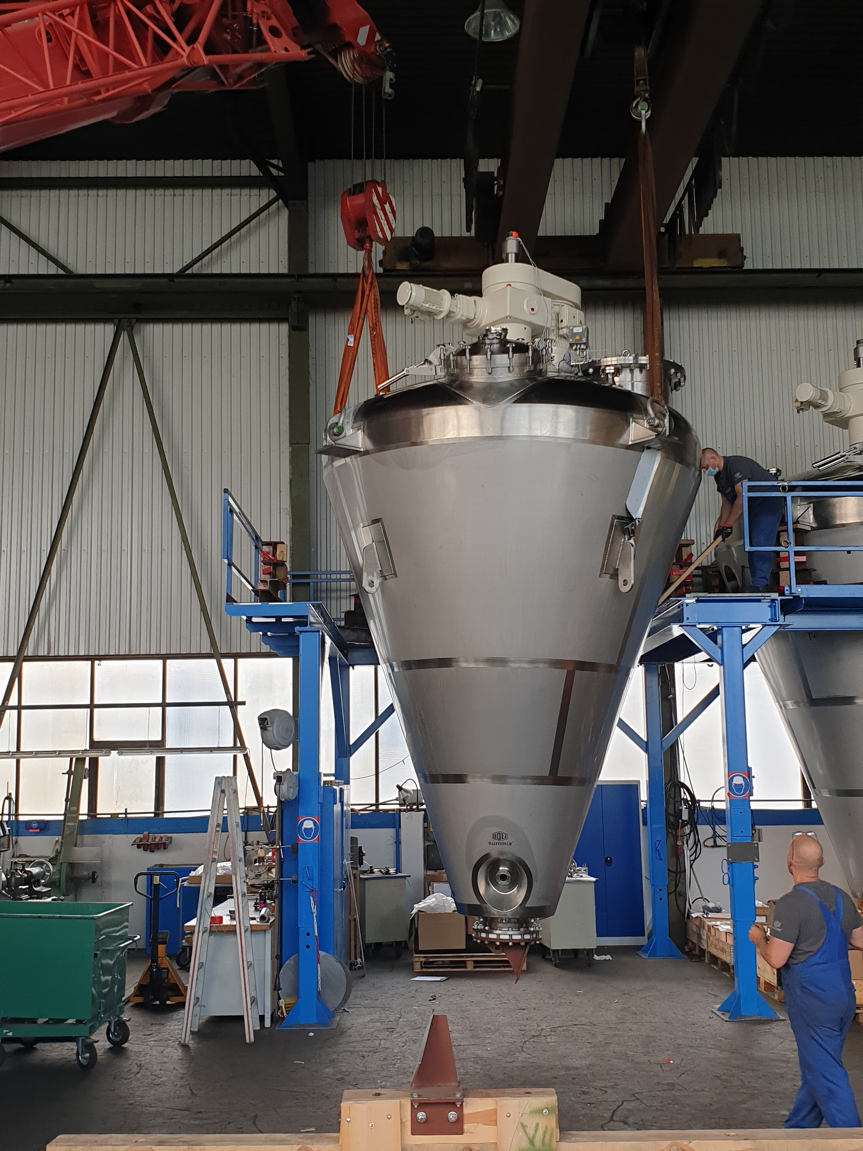 conical vessel with dished head_Konusbehälter mit Klöpperbodendeckel_2